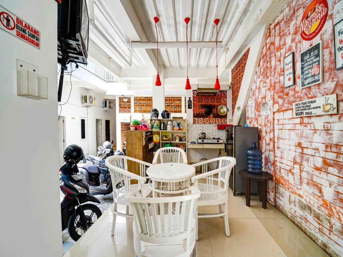 Super Oyo 91173 Guesthouse King Puntodewo Pakualaman Exterior photo